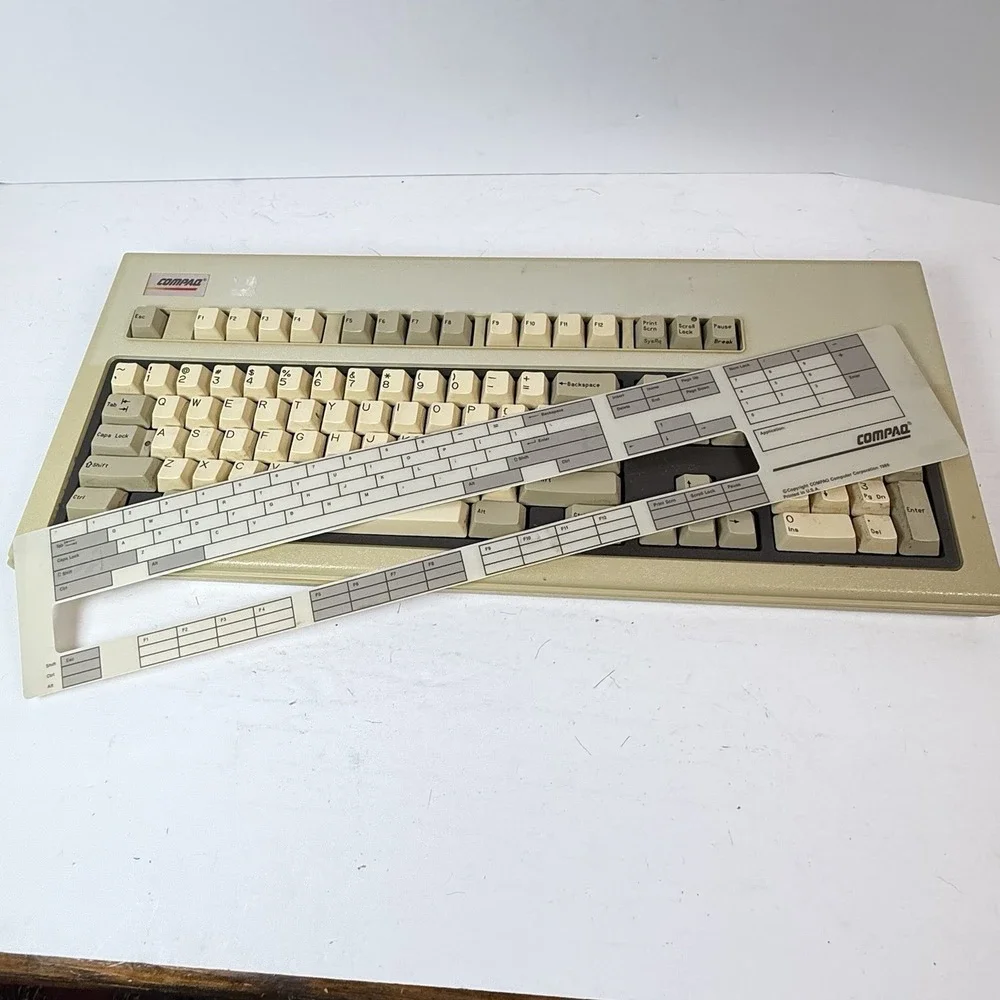 Vintage Compaq Enhanced Wired Standard Keyboard QWERTY W/ Template USA